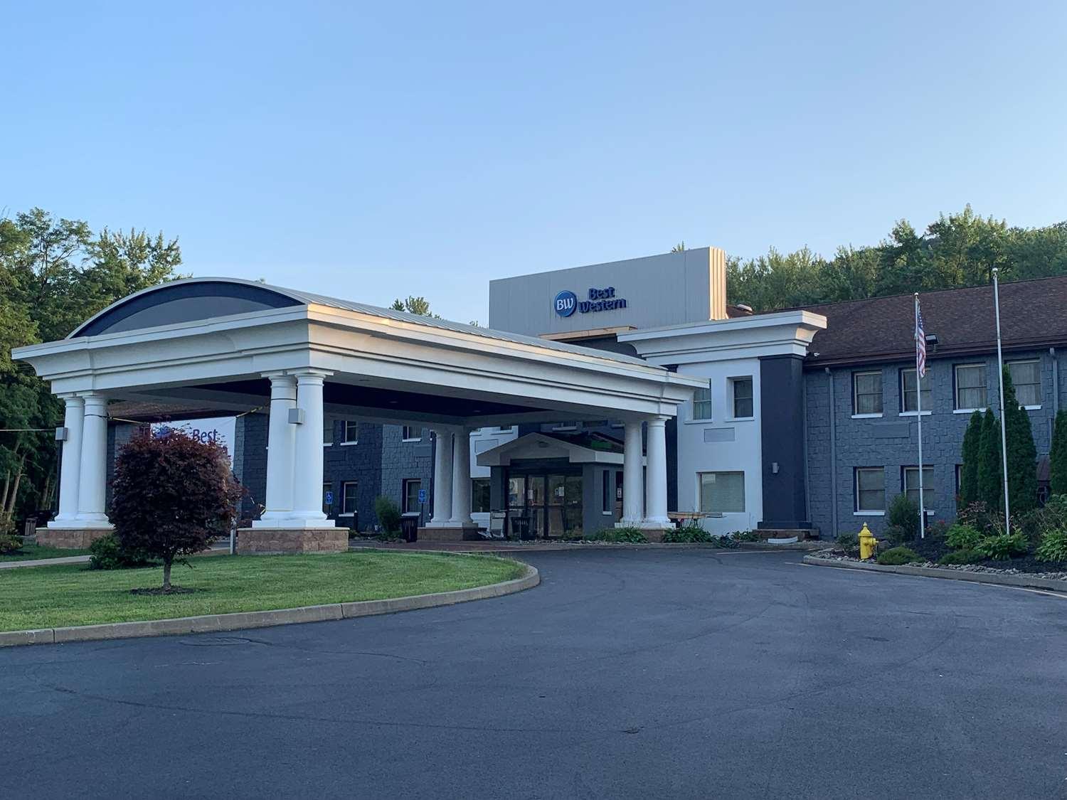 Best Western Owego Inn Exterior foto